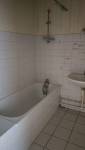 Salle de bain : vue avant travaux