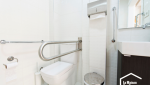  Toilettes adaptés à une mobilité réduite et au handicap