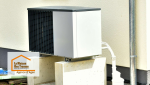 Installation d’une pompe à chaleur air/eau sur socle béton à Bon-Encontre. Un exemple d’intégration technique réussie pour un chauffage performant et économe.