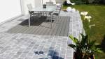 Terrasse en grès cérame petits carreaux façon pavés