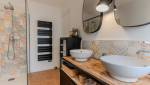 Pose meuble double vasque avec miroirs carrés bord arrondis et chauffage mural eau chaude avec thermostat à Voulangis (77580)