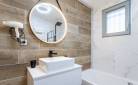 Création de salle de bain avec miroir à éclairage LED - La Valette du Var 83160