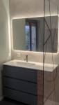 Nouvelle vasque et miroir rétro-éclairé