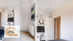 Un relooking complet pour une chambre plus fonctionnelle et esthétique, imaginé et coordonné par l’agence La Maison Des Travaux d’Agen.