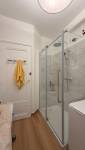 Salle de bain modernisée à Paris 17