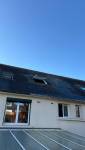 Couverture après rénovation avec nouveau Velux Bruz