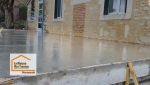 Drain terrasse et protection des murs avec membrane alvéolaire : travaux extérieurs réalisés proche de Fumel sous la coordination de Sandrine Férin, experte en rénovation à Marmande.