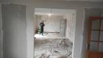 Finitions des jambages et de l'encadrement en plaque de plâtre après l'ouverture.