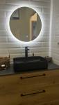 Salle de bain après rénovation miroir et vasque