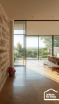 Intérieur d'une maison de vacances rénovée en Morbihan