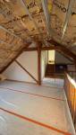 Rénovation de maison près de Vigneux-de-Bretagne : isolation sous toiture, VMC, PAC air/air et peinture pour un meilleur confort isolant posé