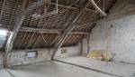 Vieille maison aux combles aménageables spacieux
