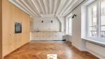 cuisine-ouverte_vue-ensemble_fenetres_poutres