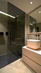 Aménager une petite salle de bain : astuces et conseils