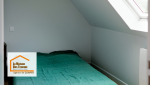 Création de chambre sous combles avec pose de VELUX et isolation BA13. Rénovation réalisée avec l’accompagnement de La Maison Des Travaux Quimper.