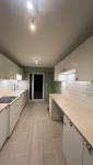 Cuisine couloir rénovée Yvelines