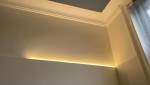 Eclairage élégant LED au plafond de la nouvelle salle de bain