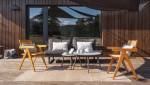 exemple d'une terrasse moderne avec espace repas et coin détente extérieur dans le Val-d’Oise