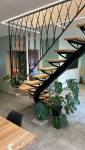 un nouvel escalier design pour cette entrée repensée
