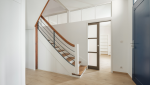 Rénovation d'entrée de maison dans une maison de caractère à Nantes sud (44000) - escalier