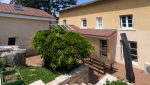 vue exterieure de la nouvelle terrasse et de l'aménagement extérieur