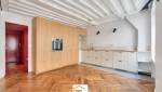 cuisine-lineaire_rangements-integres_boiserie_four-encastre.