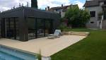 Aménagement d’une terrasse en bois et construction d’une piscine à Tullins coin détente