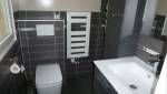 Rénovation de salle de bain à Rodez : le meuble vasque et les toilettes
