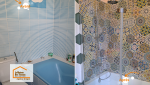 Avant / après d’une rénovation de salle de bain entre Agen et Boé : transformation complète d’un espace ancien en une pièce moderne et lumineuse.