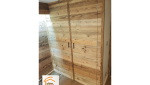 aménagement intérieur Méribel, placards sur mesure montagne, rangement appartement station, bois massif intérieur, artisan menuisier Savoie
