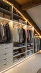 Dressing sous pente : optimiser chaque espace de votre intérieur