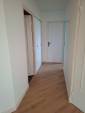 Rénovation de couloir de maison avec peinture et parquet - Chalamont 01320