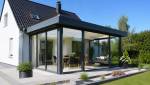 Véranda aluminium noire à Craponne 69290 - structure moderne