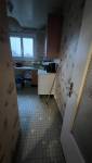  Vue de l'entrée sur la cuisine avant les travaux