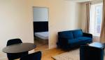 salon appartement bleu