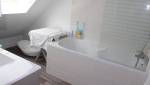 Création d'une salle de bain sous combles à Andrezieux (42005)