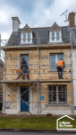 Chantier d'isolation thermique par l'extérieur sur une maison individuelle