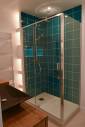 Cabine de douche italienne et faïence bleu canard, salle d'eau Paris 17