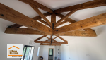 Après rénovation complète, ce studio à Aix-en-Provence profite d’une grande ouverture sur la terrasse et d’une vue dégagée sur la Sainte-Victoire. Un projet coordonné par Laurent Nemer, courtier en travaux.