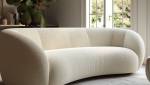 Tendances déco 2025 - canapé courbe bouclette ouest lyonnais