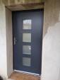 Rénovation de menuiserie avec pose de porte d'entrée semi-vitrée - Bourg-en-Bresse 01000