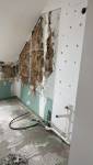 Dépose de l'ancienne salle de bain pour une nouvelle disposition 