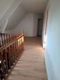 Décoration intérieure avec peinture et parquet flottant à l'étage d'une maison - Chalamont 01320