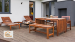 Terrasse moderne réalisée entre Brax et Agen avec revêtement composite, espace repas et coin détente pour profiter pleinement des beaux jours.