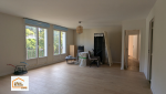 Avant, pendant et après d’une rénovation de maison dans le Finistère Sud. Ouverture des espaces, démolition des cloisons et création d’une grande pièce de vie lumineuse réalisée avec La Maison Des Travaux Quimper.