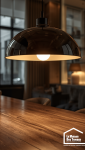 Suspension moderne au-dessus d'une table de salle à manger