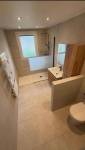 Rénovation d’une salle de bains avec WC à Fraisse (42490)