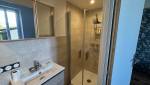Salle de bain design rénovée a Ales La Maison Des Travaux Ales