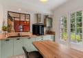 renovation-cuisine-vert-pastel-bois-nantes-ouest