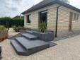 Nouveau perron de la maison (Merville-Franceville)